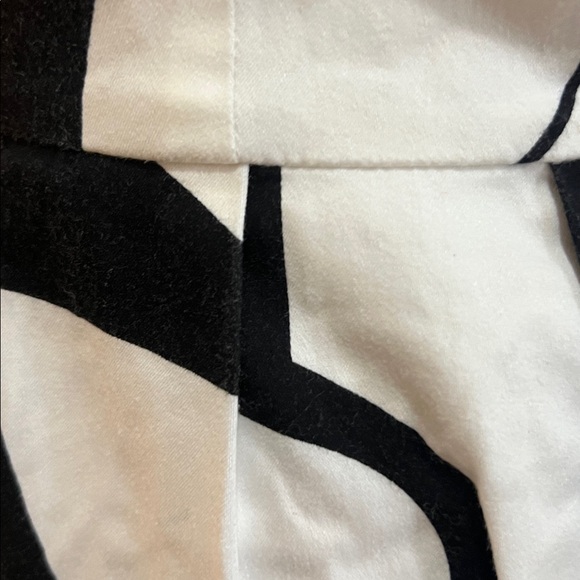 Nine West Black and White Abstract Mini Dress (R) - Picture 4 of 7